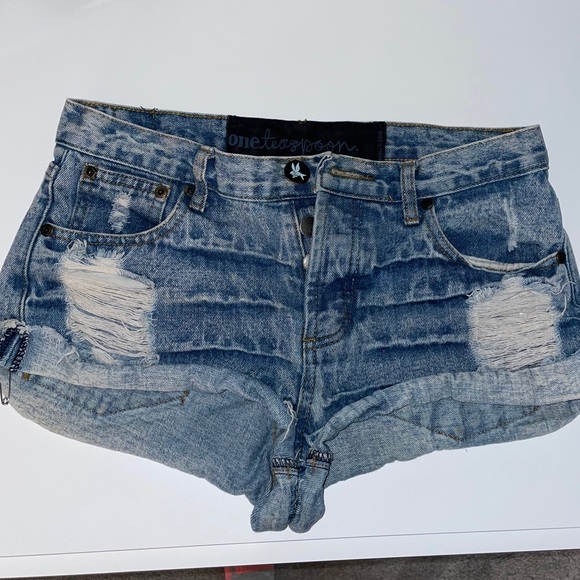 One Teaspoon Blue Jean Shorts - Picture 3 of 6